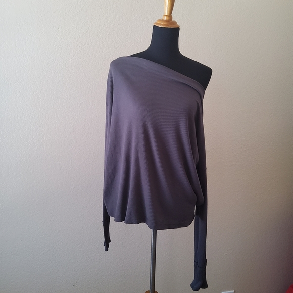 Michael Stars Ribbed Draped Boatneck Long Sleeve Top Size M Grey New - Picture 2 of 6